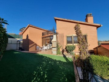 Casa o chalet 5 Habitaciones en Llinars del Vallès