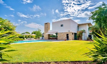 House 6 Bedrooms in Almajada-Ravel