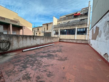 House 5 Bedrooms in Igualada Centre