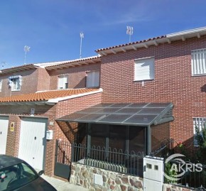 House 3 Bedrooms in Cisneros