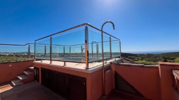 Penthouse 3 Bedrooms in Casares