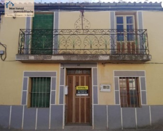 House 5 Bedrooms in Tordillos