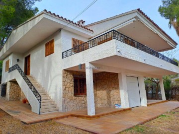 Casa o chalet 6 Habitaciones en Montornes - Las Palmas - El Refugio