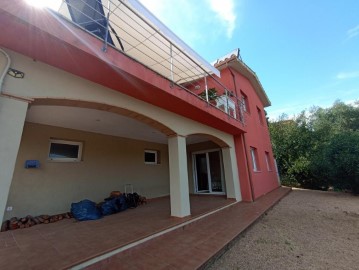 House 4 Bedrooms in Zona Rural Raval de Baix - Eixample