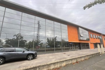 Industrial building / warehouse in Betoño - Abetxuko