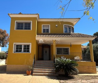 Casa o chalet 5 Habitaciones en La Huerta