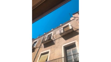 House 6 Bedrooms in Tàrrega