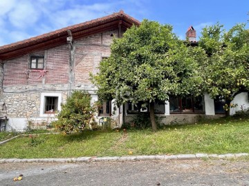 Maison 4 Chambres à Baserri-Santa Ana