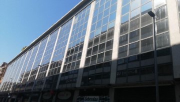 Bureau à Centre - Passeig i Rodalies
