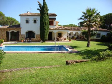 Casas rústicas 5 Habitaciones en Golf Costa Brava - Bufaganyes