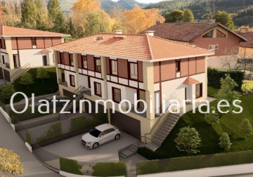 House 4 Bedrooms in Sandamendi