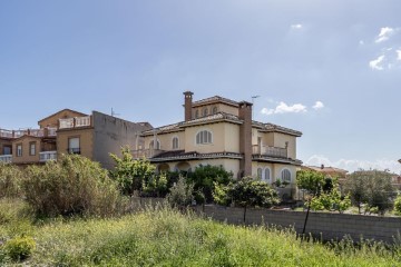 Maison 6 Chambres à Otura