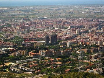 Terrenos en La Miranda - Ciutat Diagonal