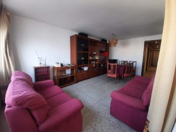 Apartment 4 Bedrooms in Nou Eixample Sud