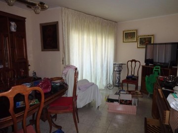Piso 3 Habitaciones en Escorxador - El Palau