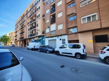 Commercial premises in Buñol
