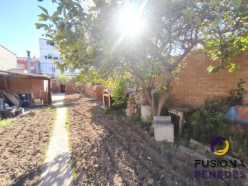 House 4 Bedrooms in Poble Nou