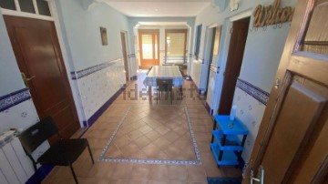 House 6 Bedrooms in Santa Elena de Jamuz