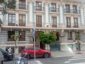 Oficina en Las Arenas-Areeta
