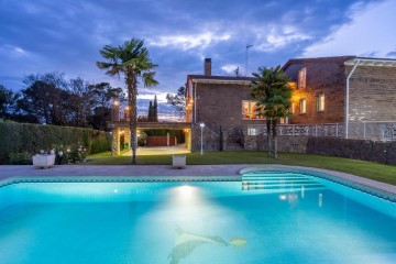 Maison 5 Chambres à El Bosque