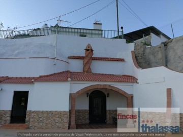 House 4 Bedrooms in Marchal