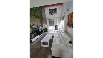 House 6 Bedrooms in Montjuic