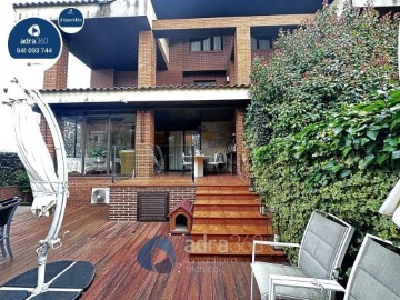 House 4 Bedrooms in Lardero