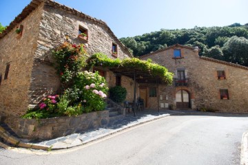 Country homes 5 Bedrooms in Montseny
