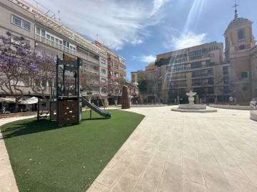 Local en Almería Centro
