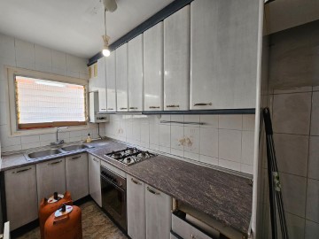 Apartment 3 Bedrooms in Sant Climent de Llobregat