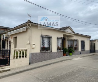 House 3 Bedrooms in Talayuela