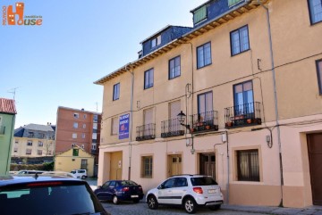 Edificio en San Ildefonso o la Granja