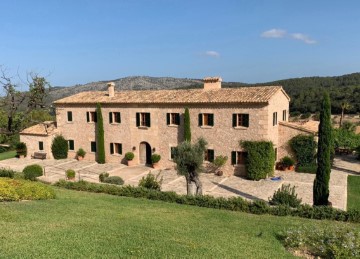 Country homes 6 Bedrooms in Campanet