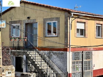Casa o chalet 3 Habitaciones en Tardobispo