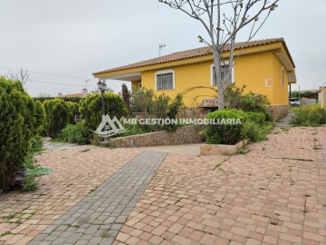 House 3 Bedrooms in Pino del Oro