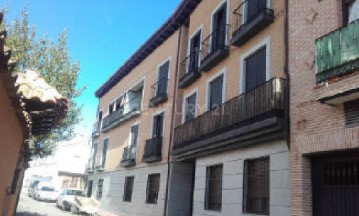 Apartment 3 Bedrooms in Casarrubios del Monte