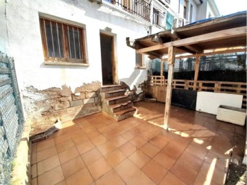 House 4 Bedrooms in Els Hostalets de Balenya