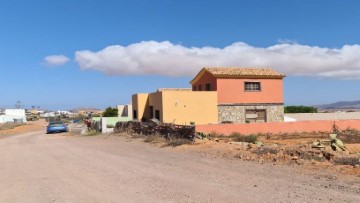 Casa o chalet 3 Habitaciones en Valles de Ortega