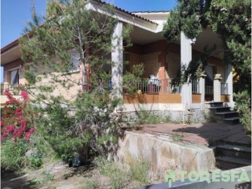 House 3 Bedrooms in Els Lladoners