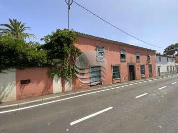 House 8 Bedrooms in Tacoronte