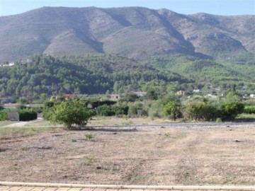 Terrenos en Alcalalí