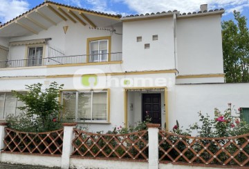 Casa o chalet 4 Habitaciones en Pantoja - Vista Alegre