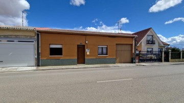 Casa o chalet 3 Habitaciones en Santa María del Páramo