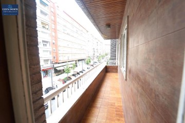 Apartamento 4 Quartos em Torrelavega Centro