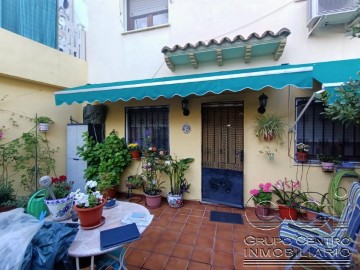 House 4 Bedrooms in Valdemoro Centro