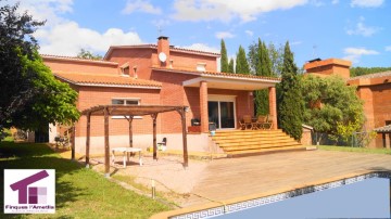 Casa o chalet 5 Habitaciones en Santa Creu