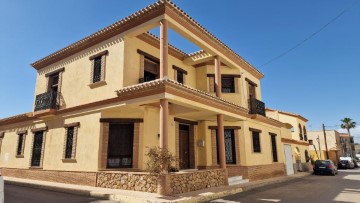 House 5 Bedrooms in Turre