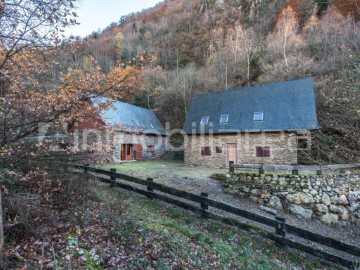 Country homes 4 Bedrooms in Puntaut
