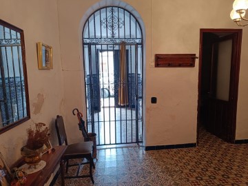 House 3 Bedrooms in Brenes