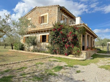 Country homes 4 Bedrooms in Reis catolics